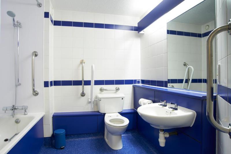 Travelodge Ipswich Stowmarket Haughley Экстерьер фото
